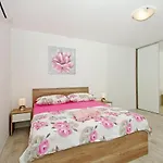 Apartments Herceg Makarska
